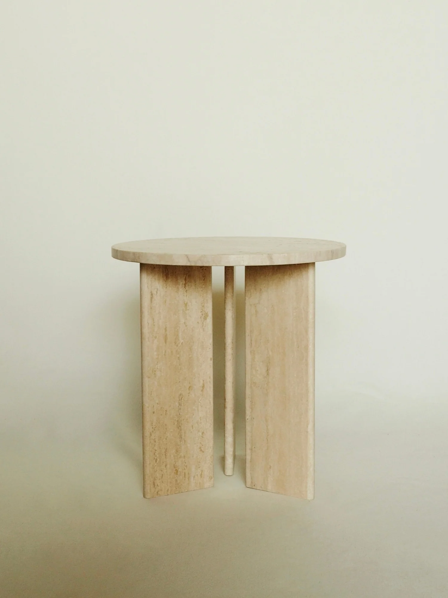 SIDE TABLE — no. 04