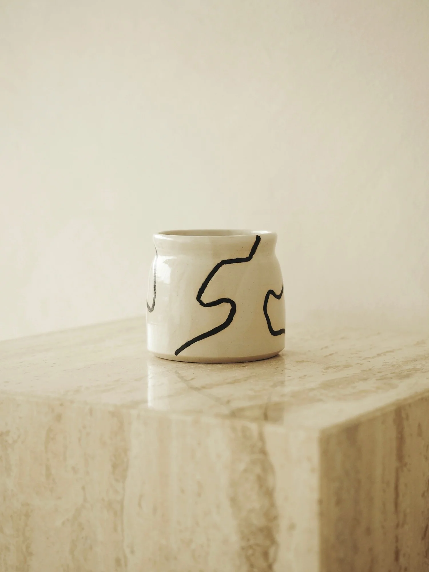 [Preorder] The LINE Handleless Mug — Eloise x Clayleb